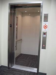 Machine Elevator