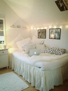 Teen Room Bed Base