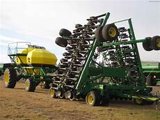 Pneumatic Seeders Machine