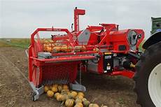 Pumpkin Seed Harvester