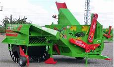 Pumpkin Seed Harvester